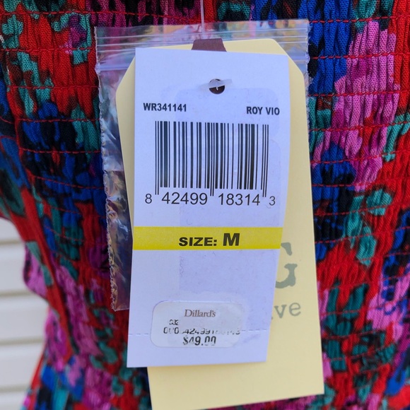 NWT Band of Gypsies Ruffle Top Floral Print Romper - Picture 8 of 8